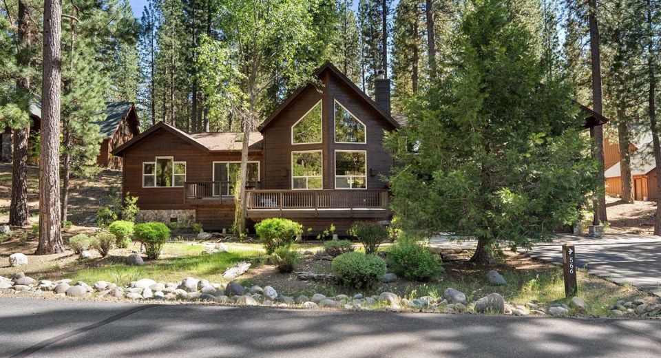 566 Miner's Passage, Clio, CA 96106 Photo