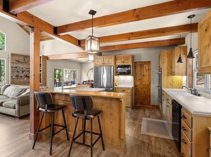 566 Miner's Passage, Clio, CA 96106 Photo