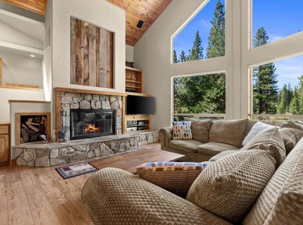 566 Miner's Passage, Clio, CA 96106 Photo
