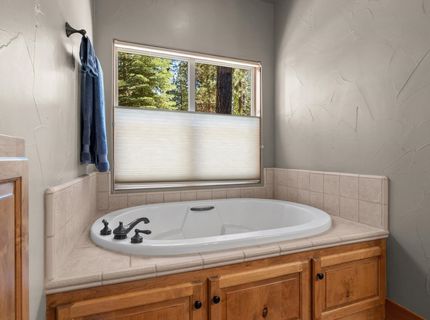 566 Miner's Passage, Clio, CA 96106 Photo
