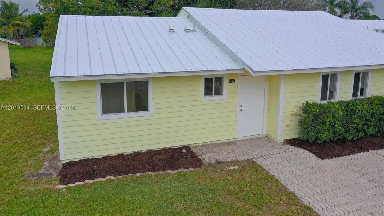 4667 SE Salvatori Rd , Unit 4667, Stuart, FL 34997 Photo