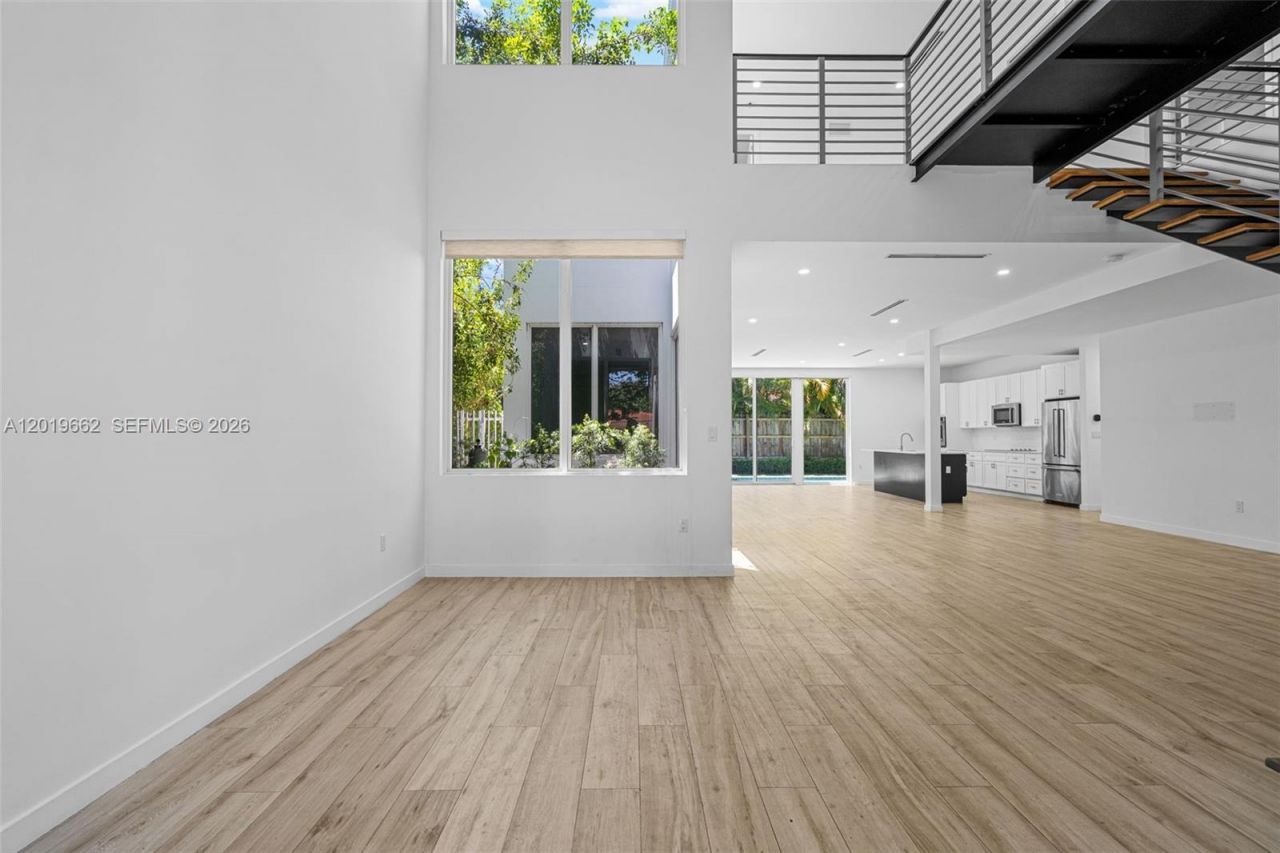 1816 SW 23rd St , Miami, FL 33145 Photo