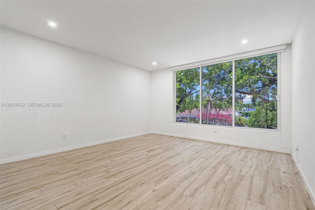 1816 SW 23rd St, Miami, FL 33145 Photo