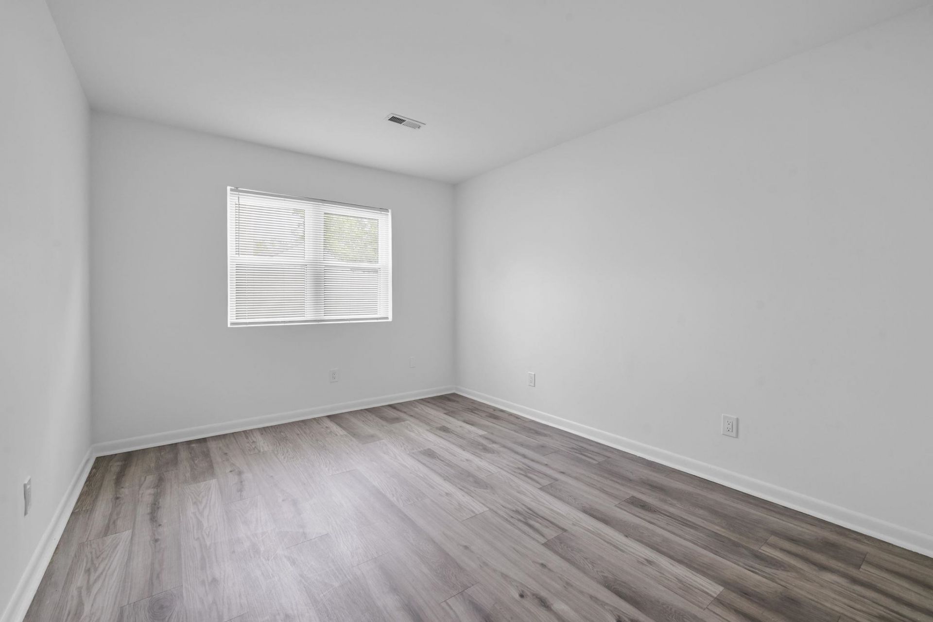 1300 Turkey Ridge Rd.  Photo 18