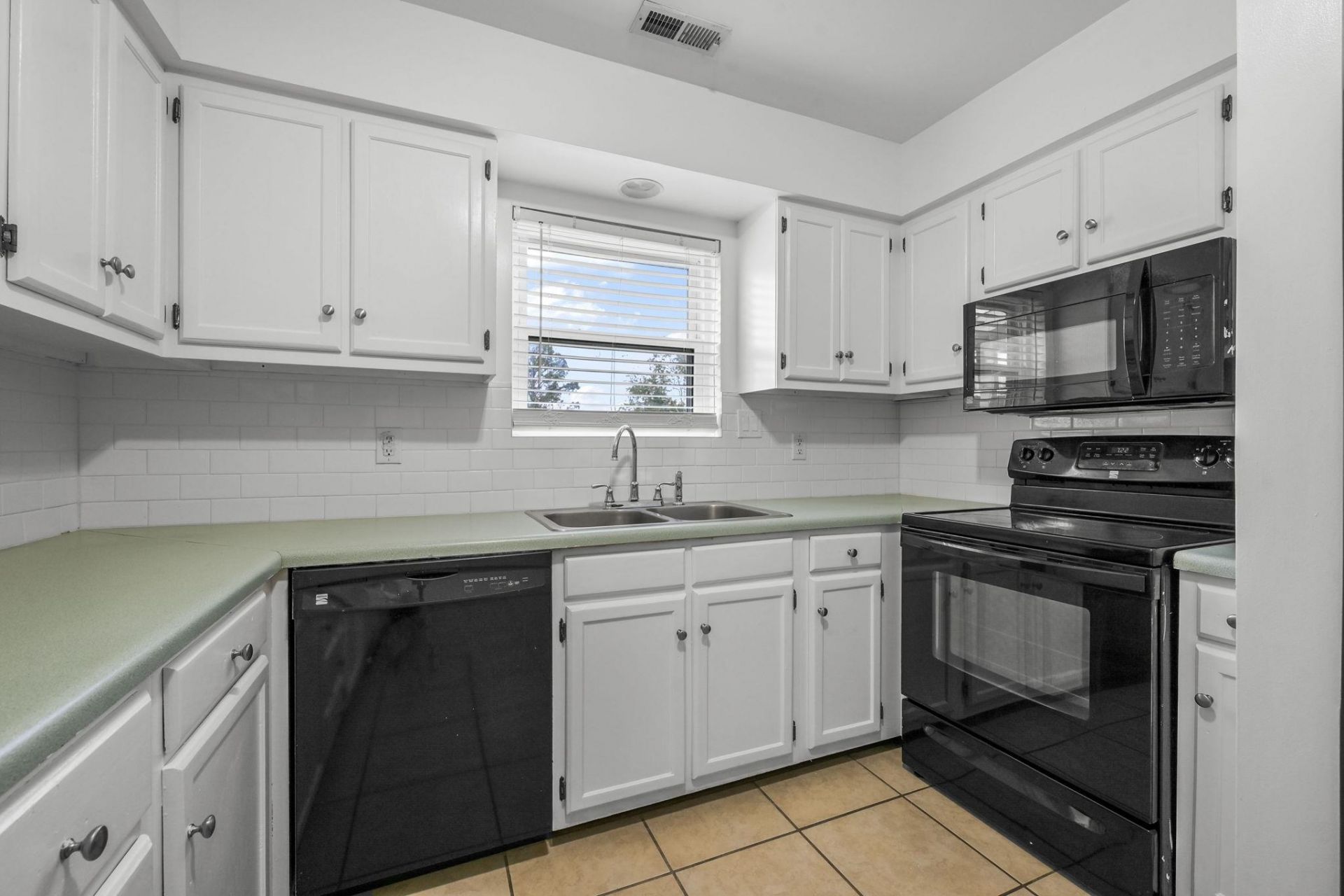 1300 Turkey Ridge Rd.  Photo 22