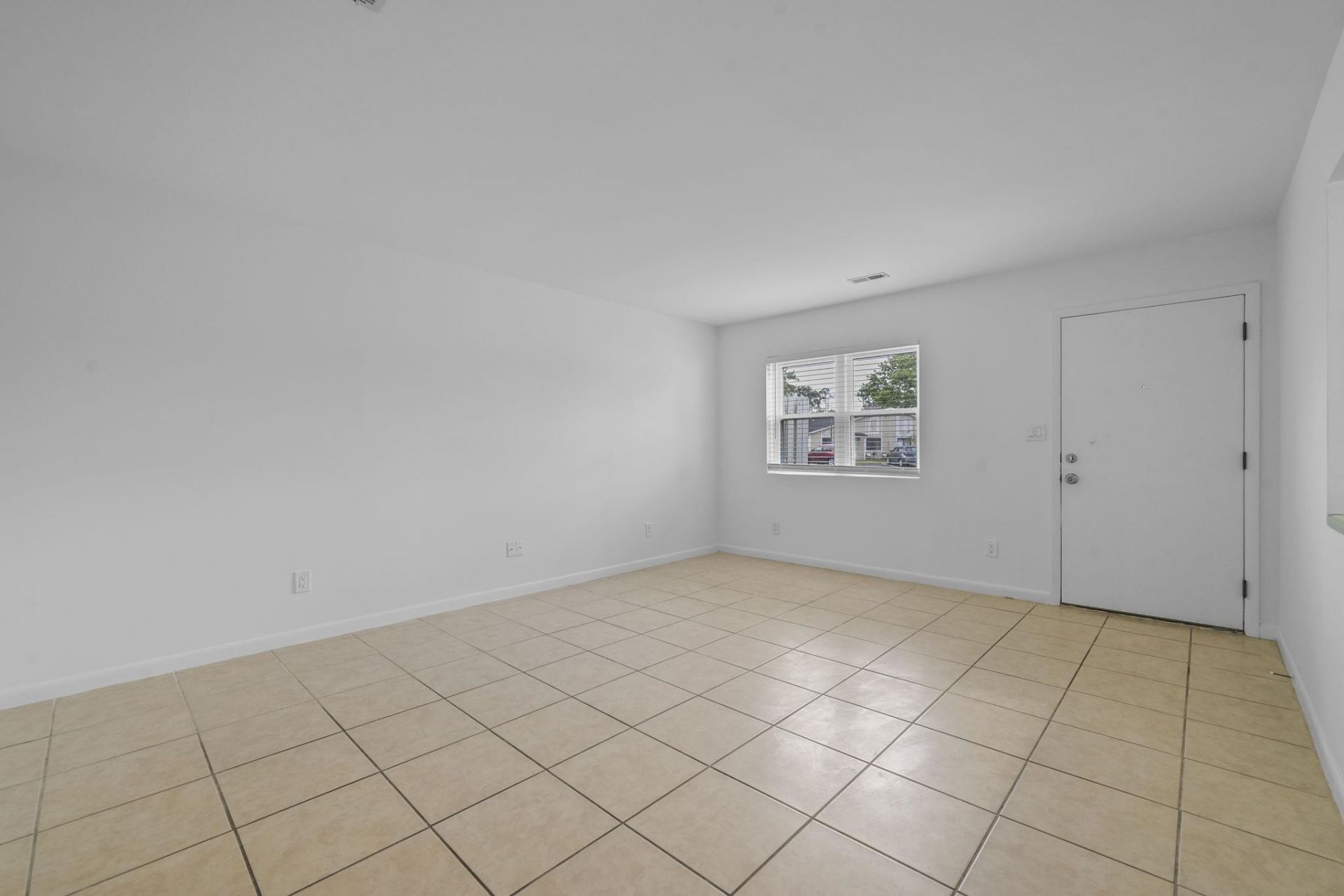 1300 Turkey Ridge Rd.  Photo 6