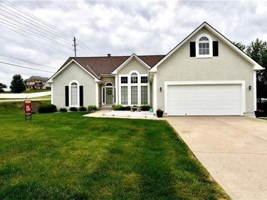 1 Timber Creek Drive, Platte City, MO 64079
