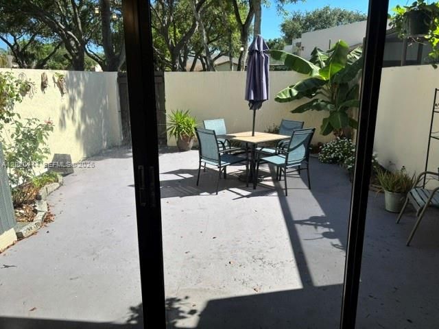 10621 SW 79th Ter , Miami, FL 33173 Photo