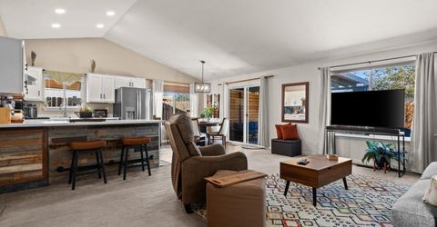 1660 Round Up Road, Fernley, NV 89408 Photo