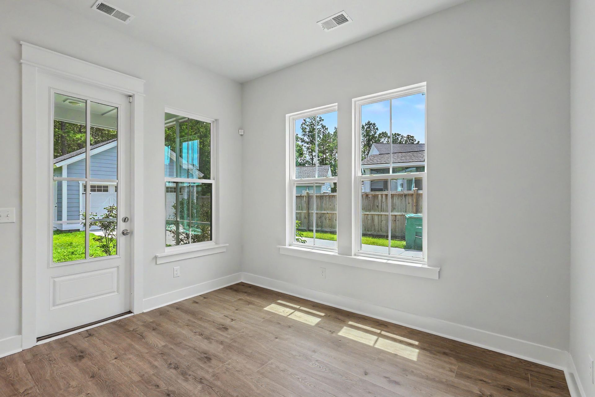 164 Medford Street Photo 11