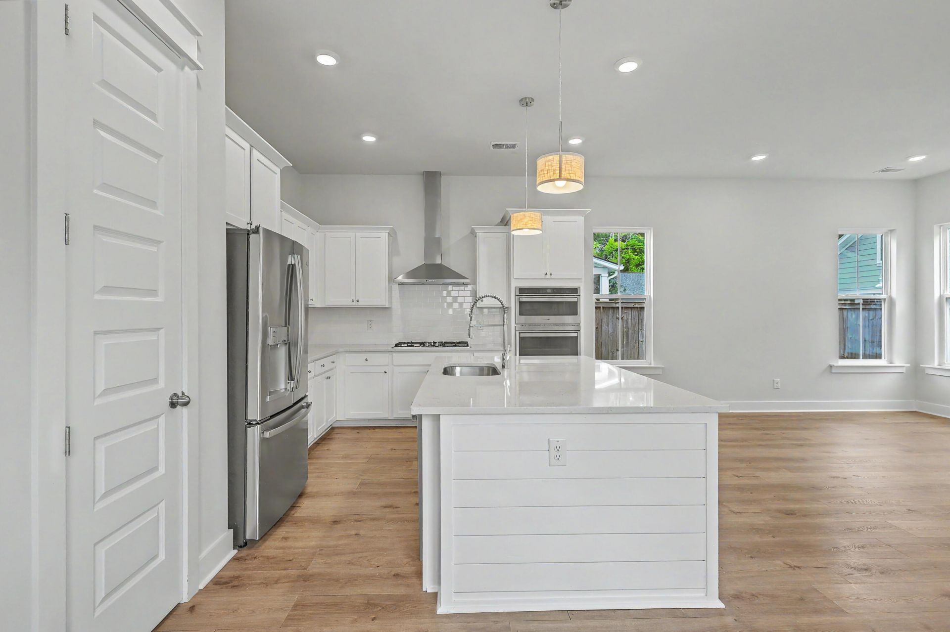 164 Medford Street Photo 12