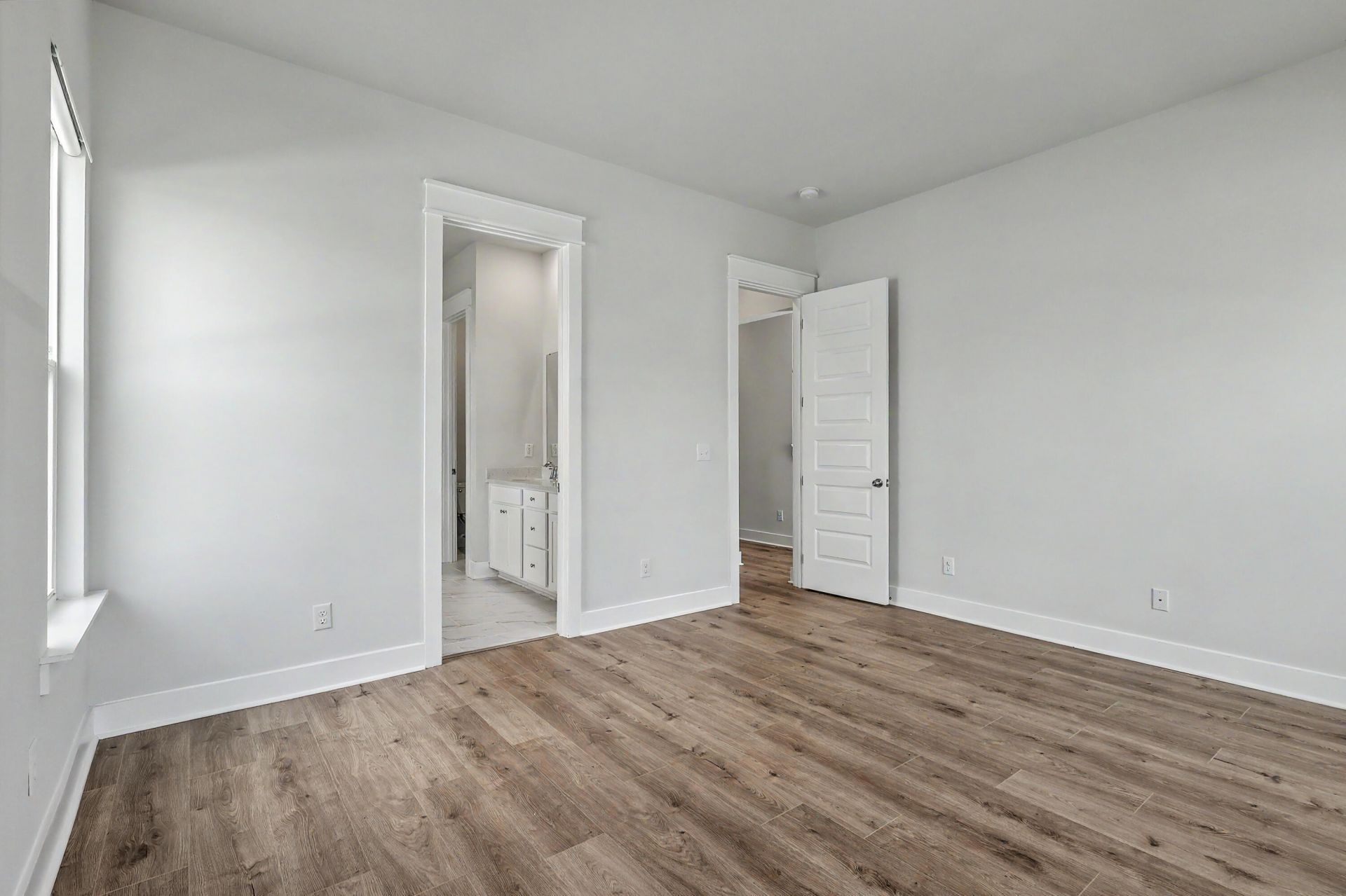 164 Medford Street Photo 22