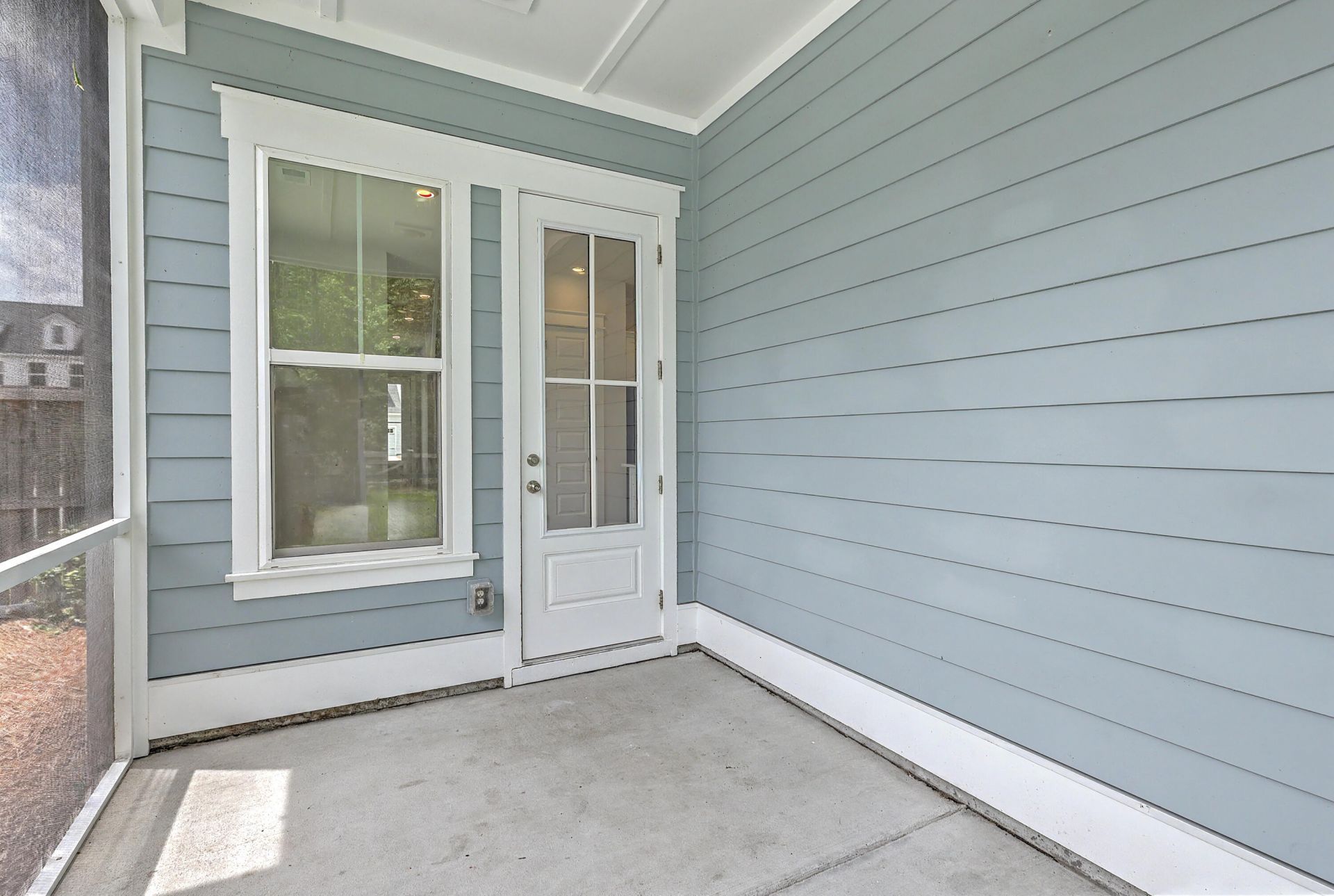 164 Medford Street Photo 38