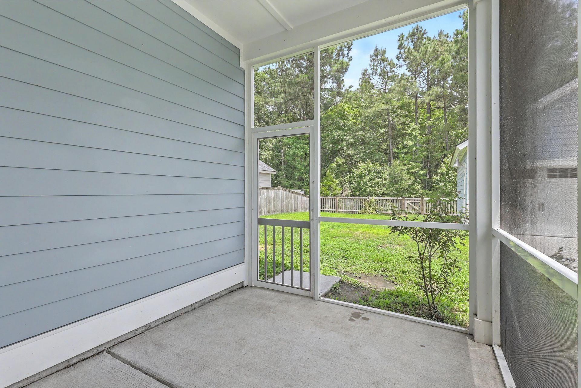164 Medford Street Photo 39