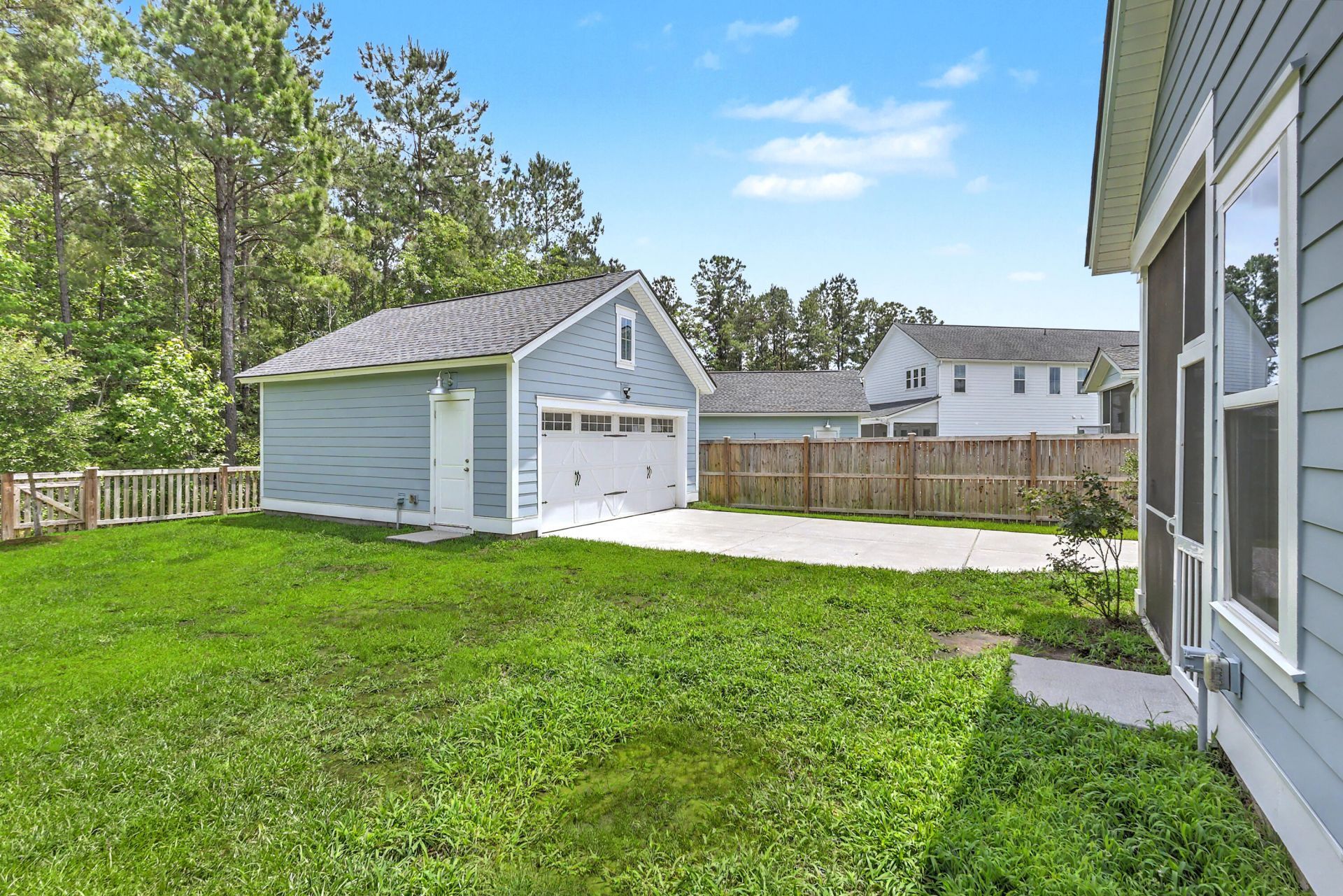 164 Medford Street Photo 40