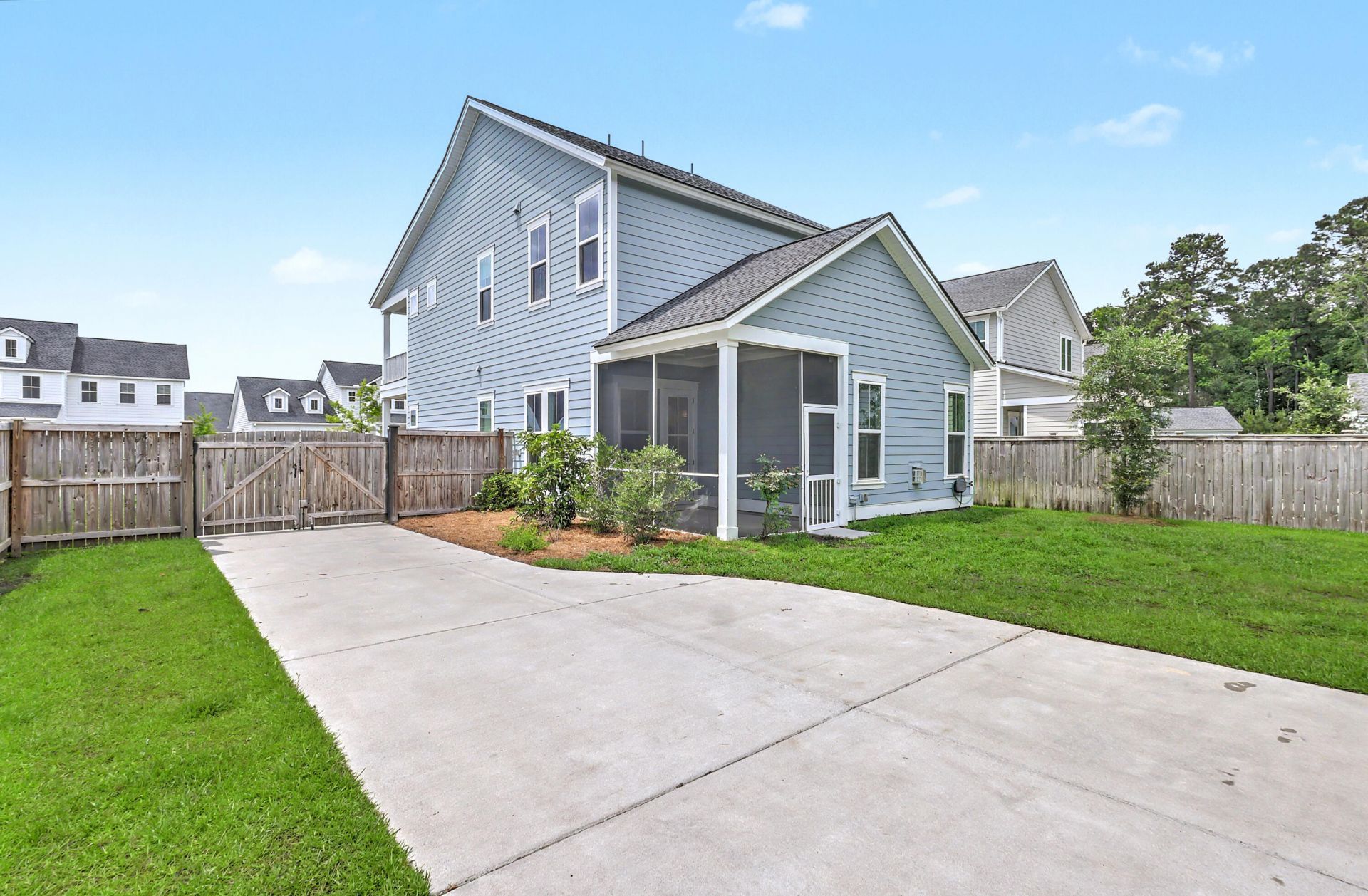 164 Medford Street Photo 42