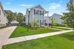 164 Medford Street photo 4