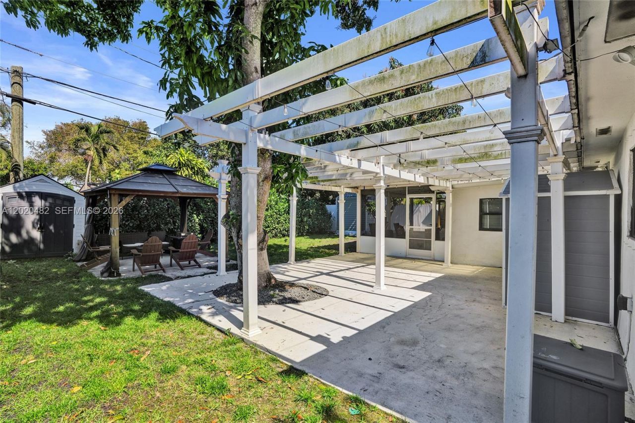 6761 Allen St , Hollywood, FL 33024 Photo