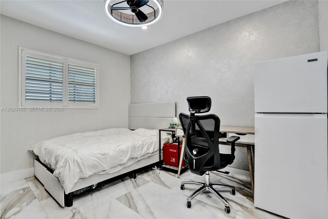 6761 Allen St , Hollywood, FL 33024 Photo