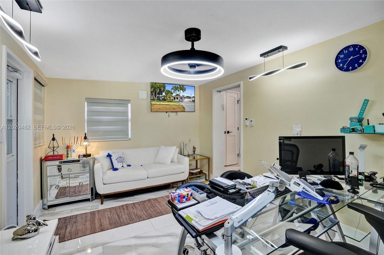 6761 Allen St , Hollywood, FL 33024 Photo