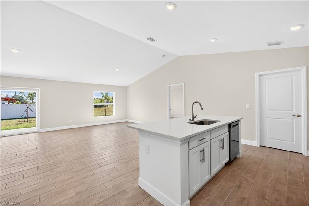 1815 NW 19th Ave , Cape Coral, FL 33993 Photo