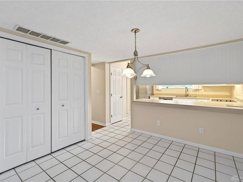 222 Wisteria Drive, Oakwood, OH 45419 Photo 23