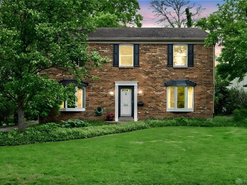 222 Wisteria Drive, Oakwood, OH 45419 Photo 3