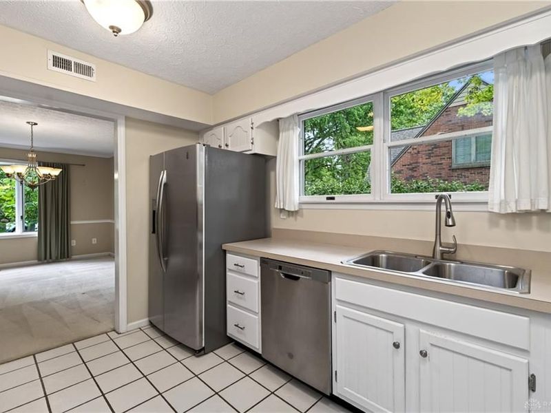 222 Wisteria Drive, Oakwood, OH 45419 Photo 30