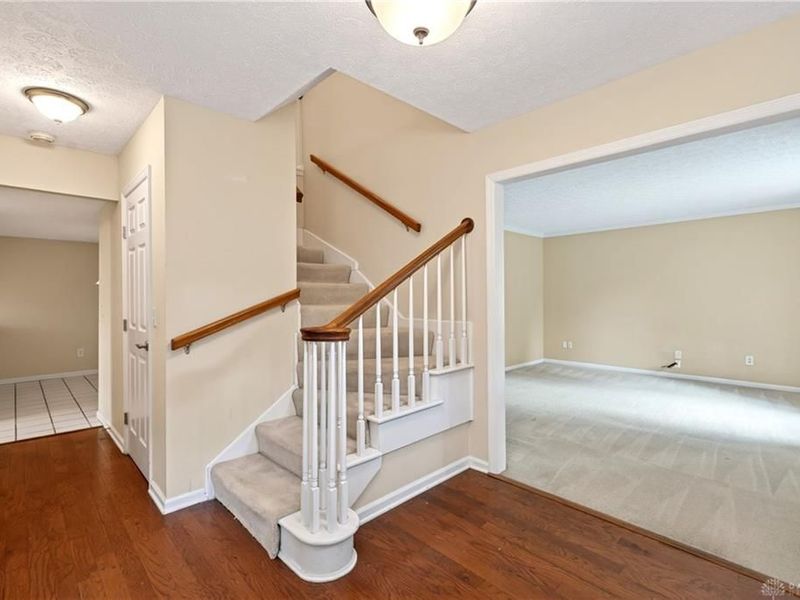 222 Wisteria Drive, Oakwood, OH 45419 Photo 9
