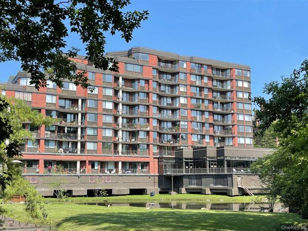 50 E Hartsdale Avenue , Unit 2H, Hartsdale, NY 10530