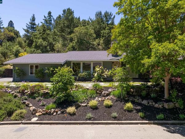 59 Lynwood Pl , Moraga, CA 94556