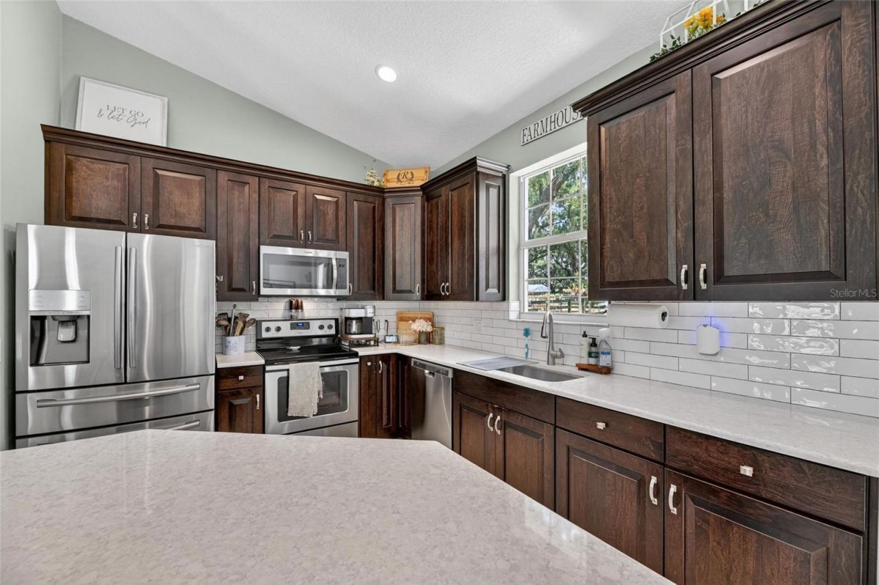 13008 Shadow Run Boulevard, Riverview, FL 33569 Photo