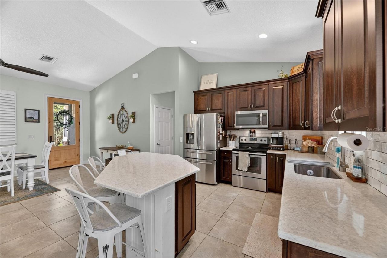 13008 Shadow Run Boulevard, Riverview, FL 33569 Photo