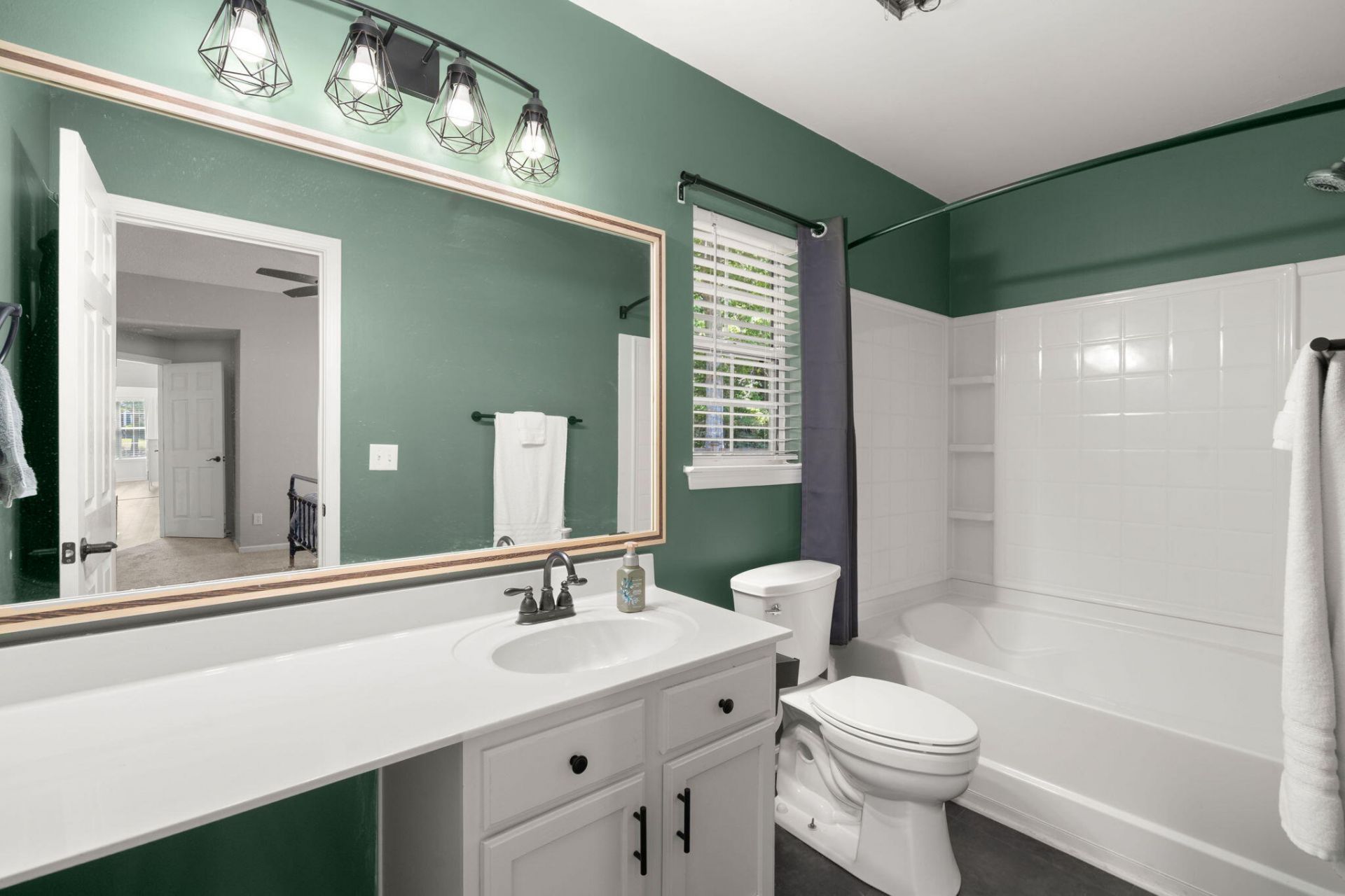 5114 Thornton Drive Photo 22