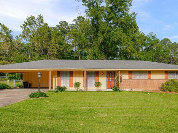 5758 Brownlee Drive, Jackson, MS 39206