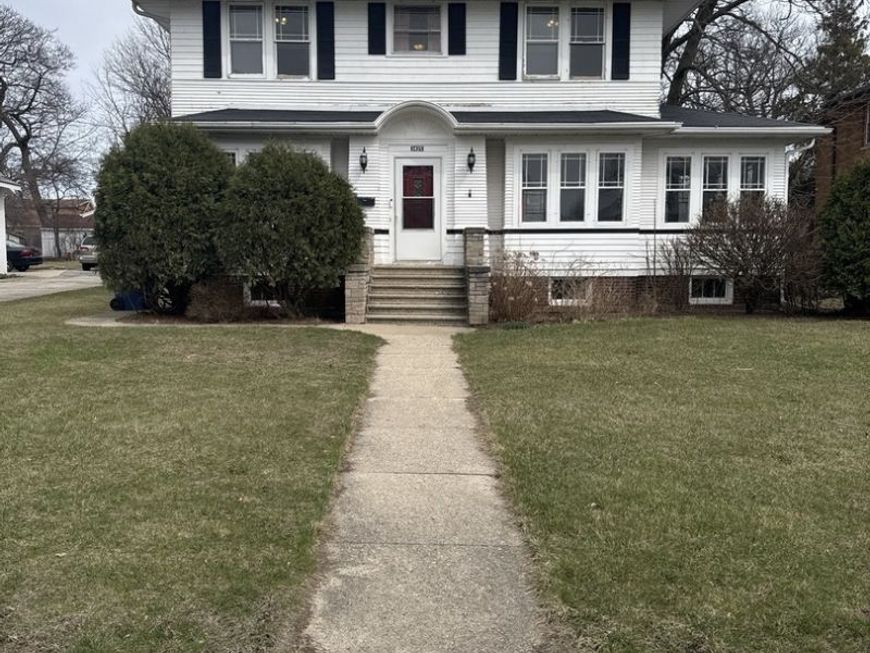 Main Photo