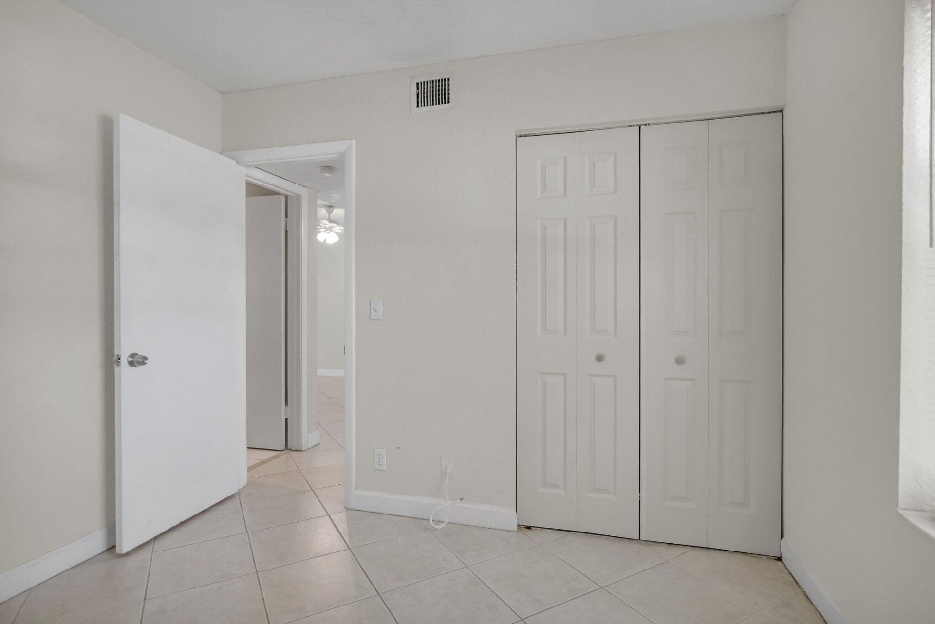 21911 Lake Forest Circle, Unit 103, Boca Raton, FL 33433 Photo