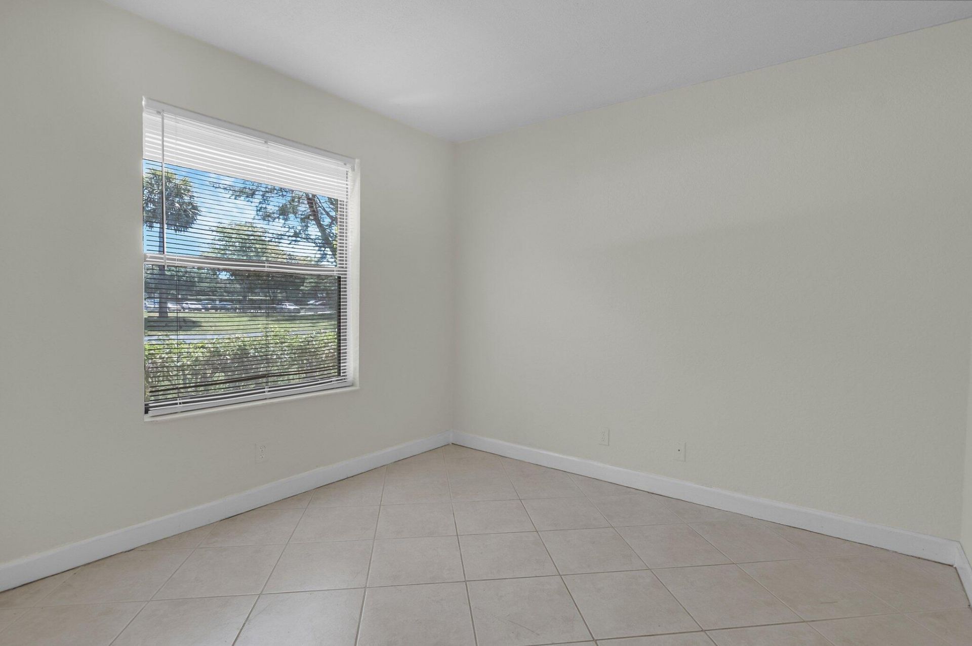 21911 Lake Forest Circle, Unit 103, Boca Raton, FL 33433 Photo