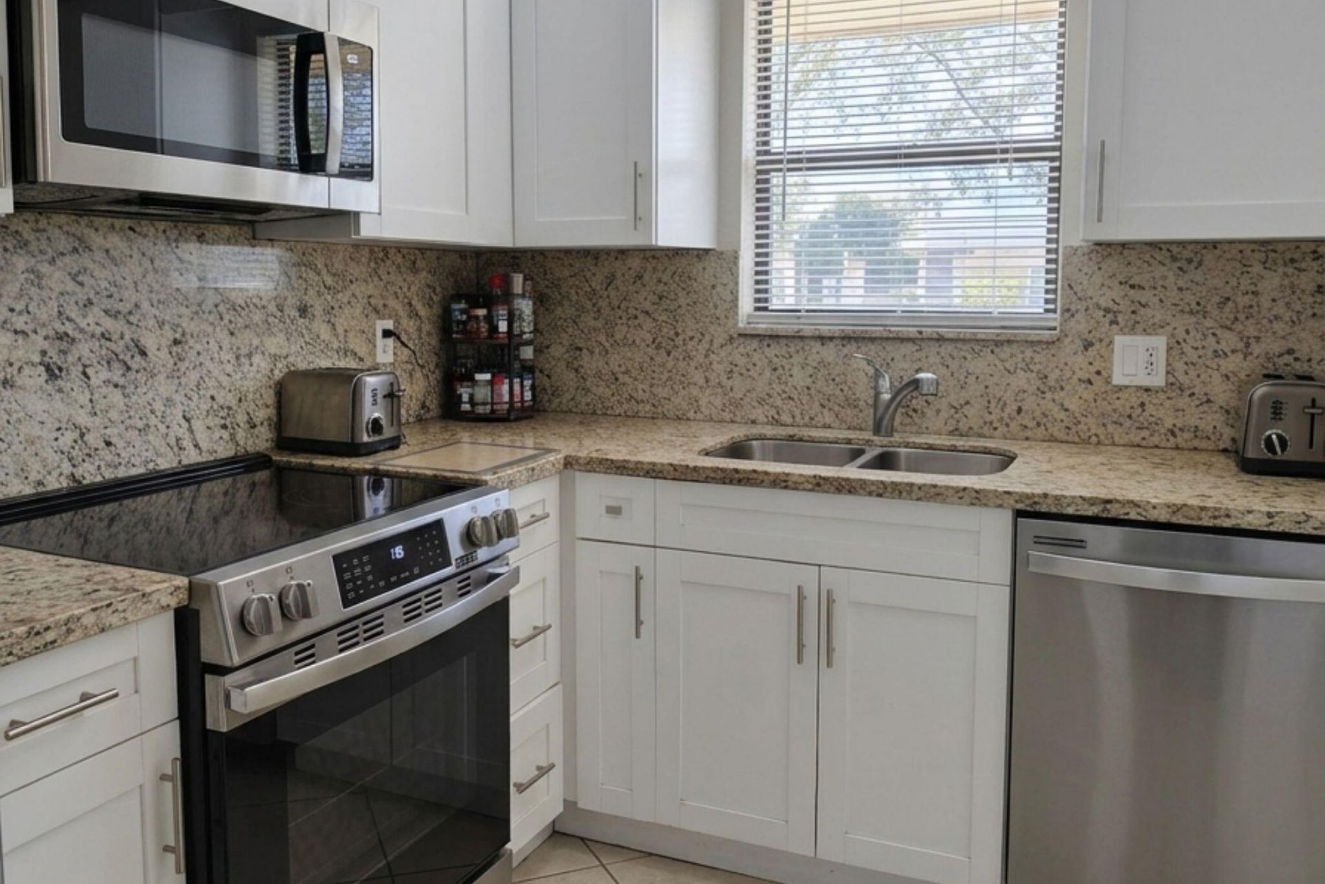 21911 Lake Forest Circle, Unit 103, Boca Raton, FL 33433 Photo