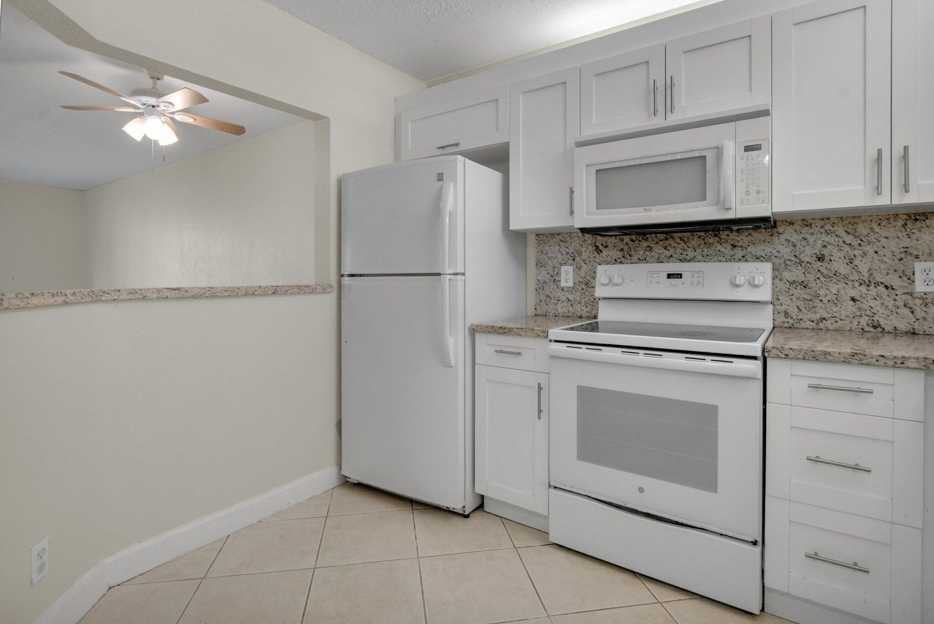 21911 Lake Forest Circle, Unit 103, Boca Raton, FL 33433 Photo