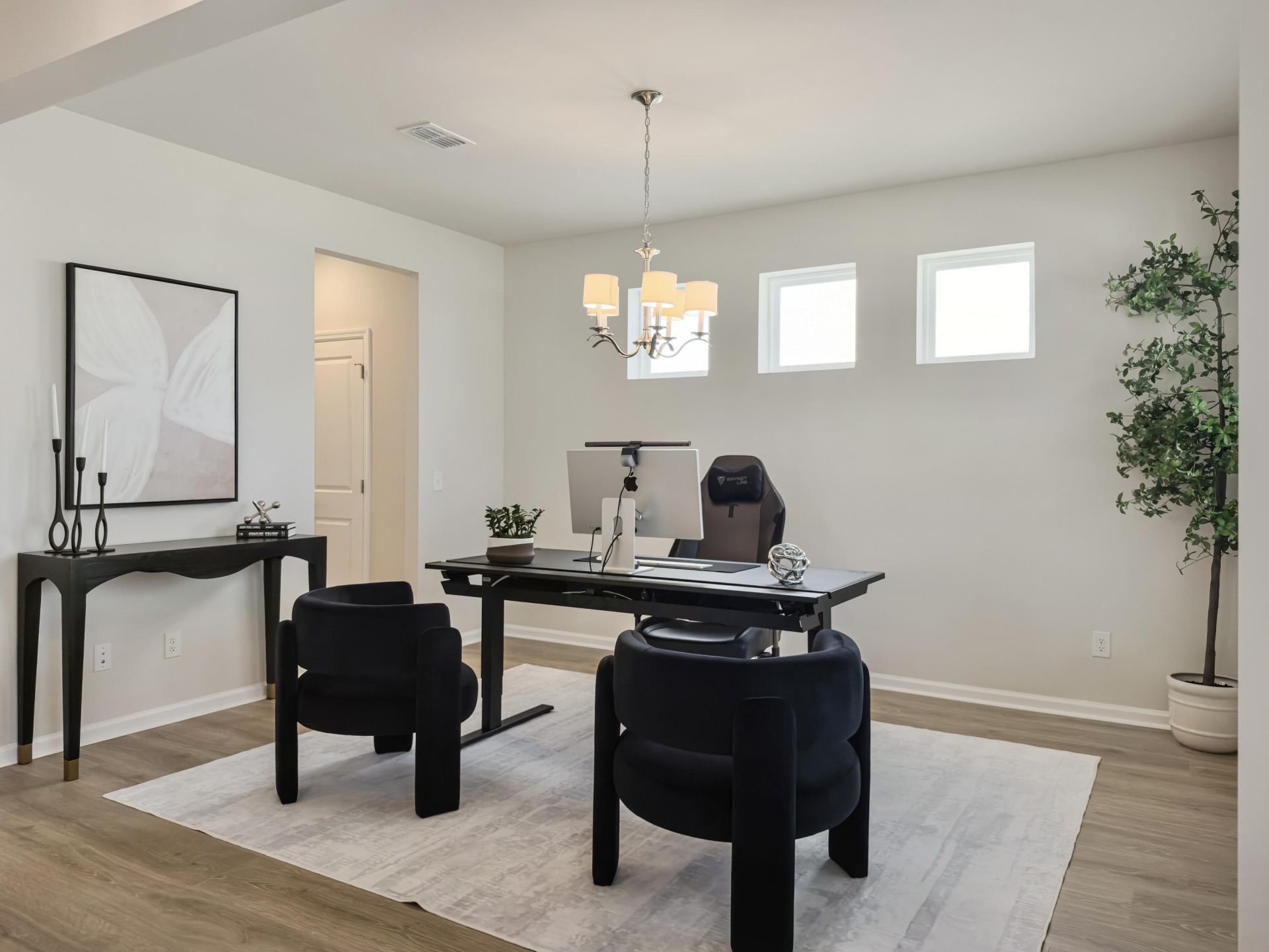 468 White Magnolia Street Photo 11