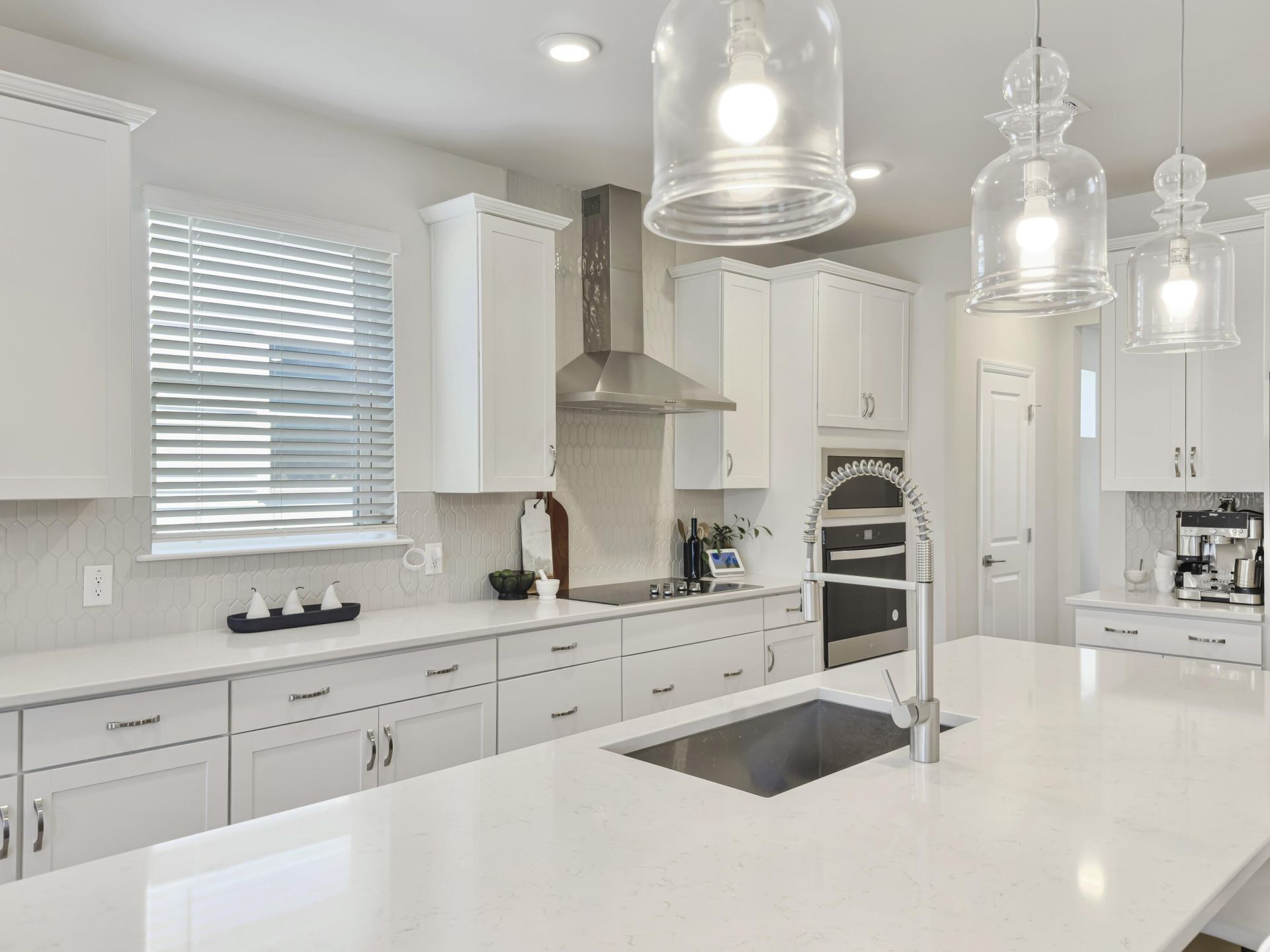 468 White Magnolia Street Photo 25