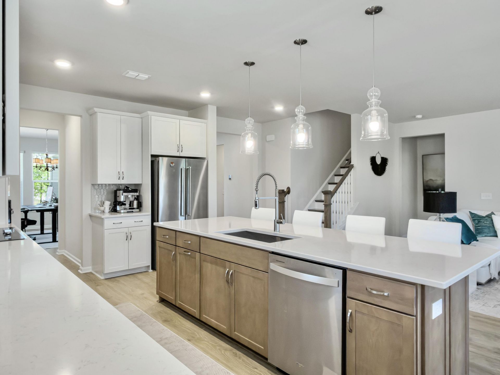 468 White Magnolia Street Photo 29