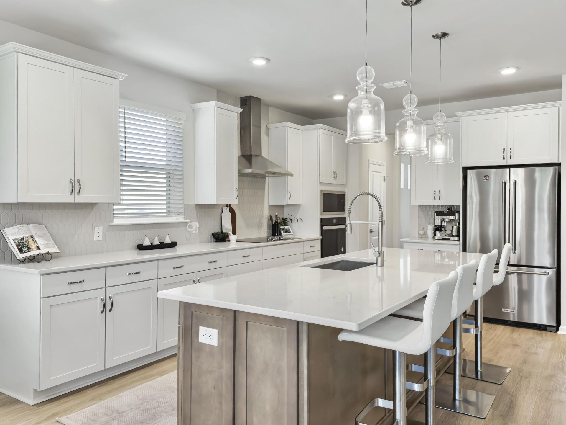 468 White Magnolia Street Photo 33