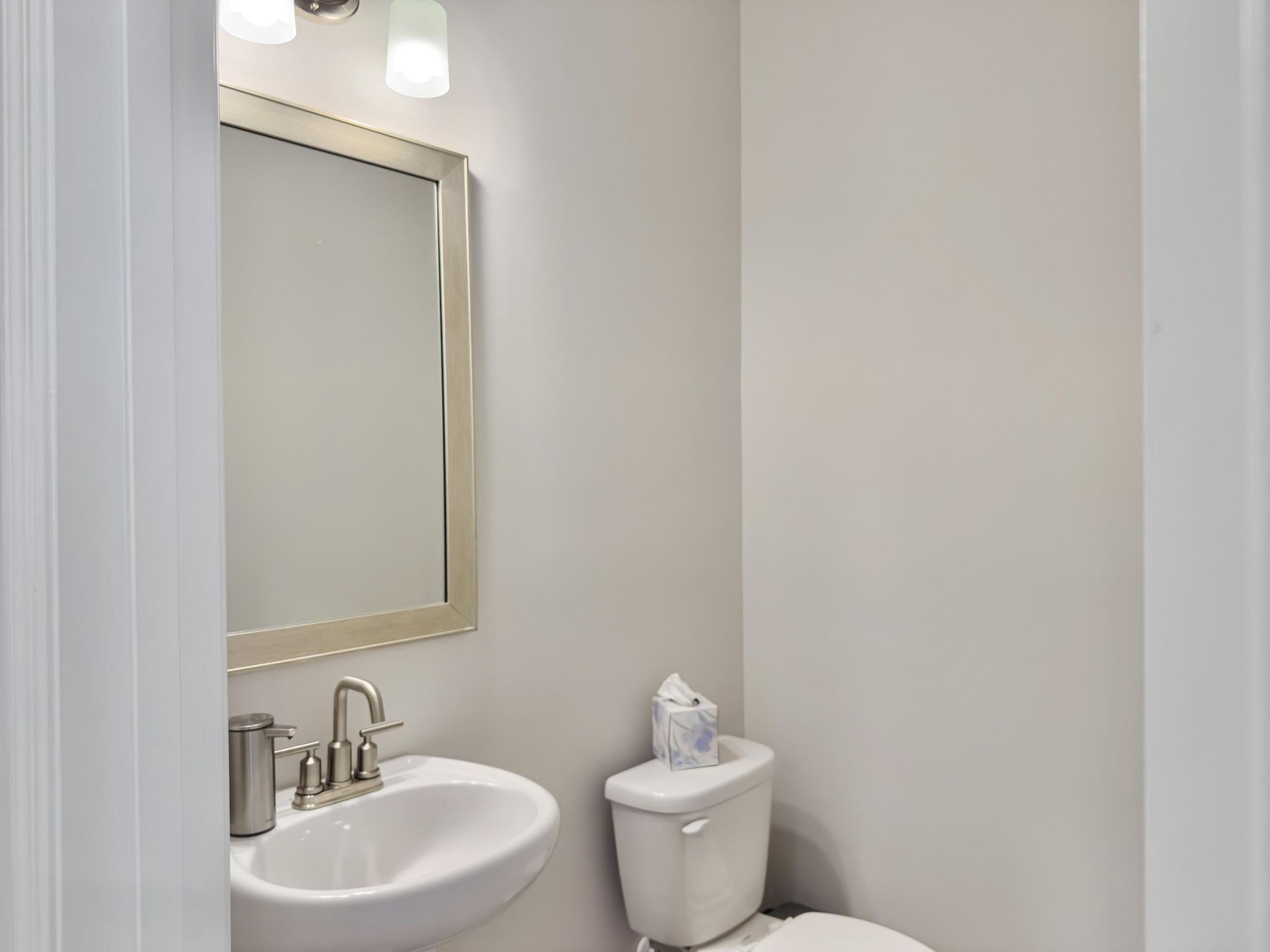 468 White Magnolia Street Photo 38