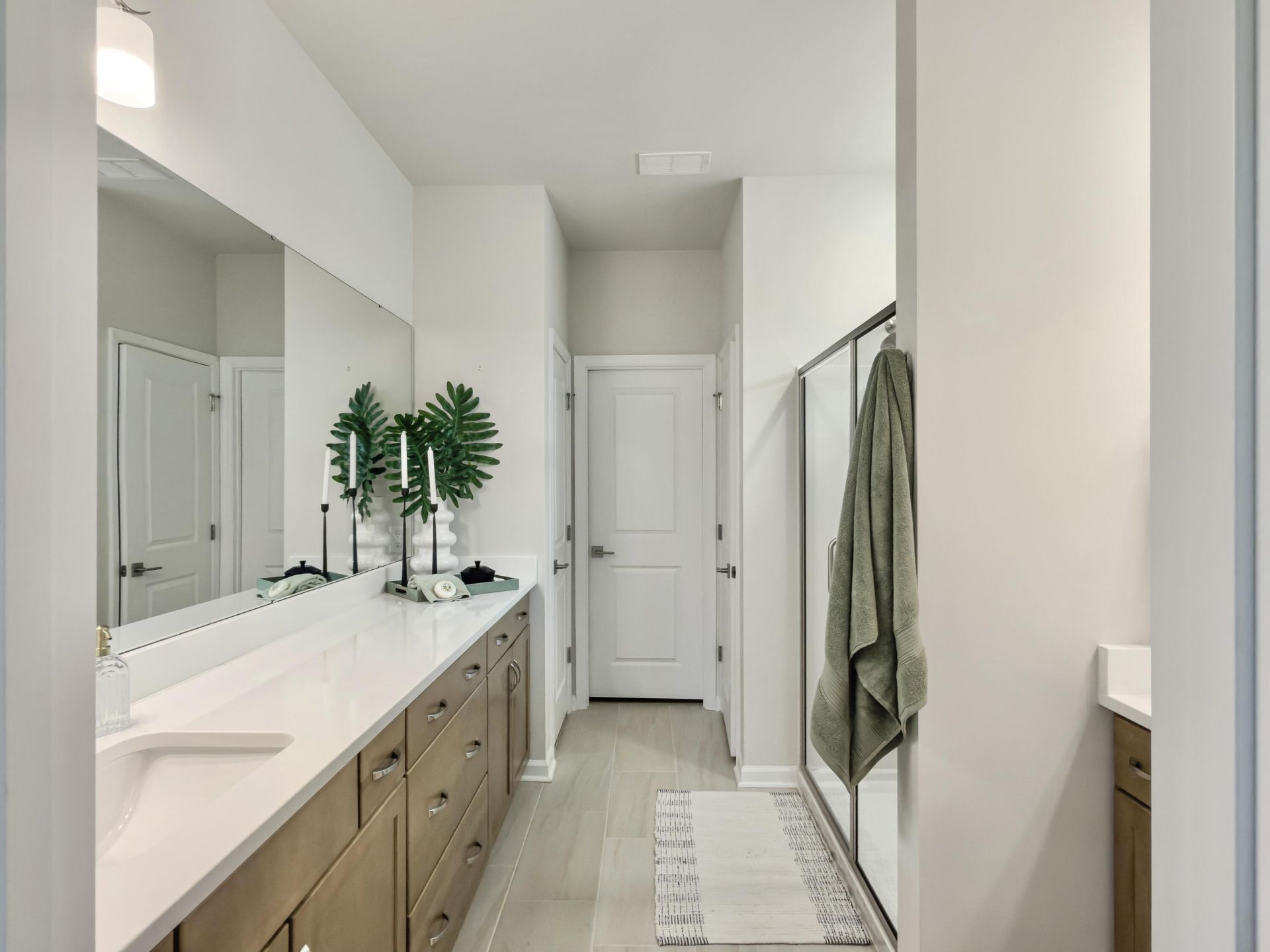 468 White Magnolia Street Photo 41