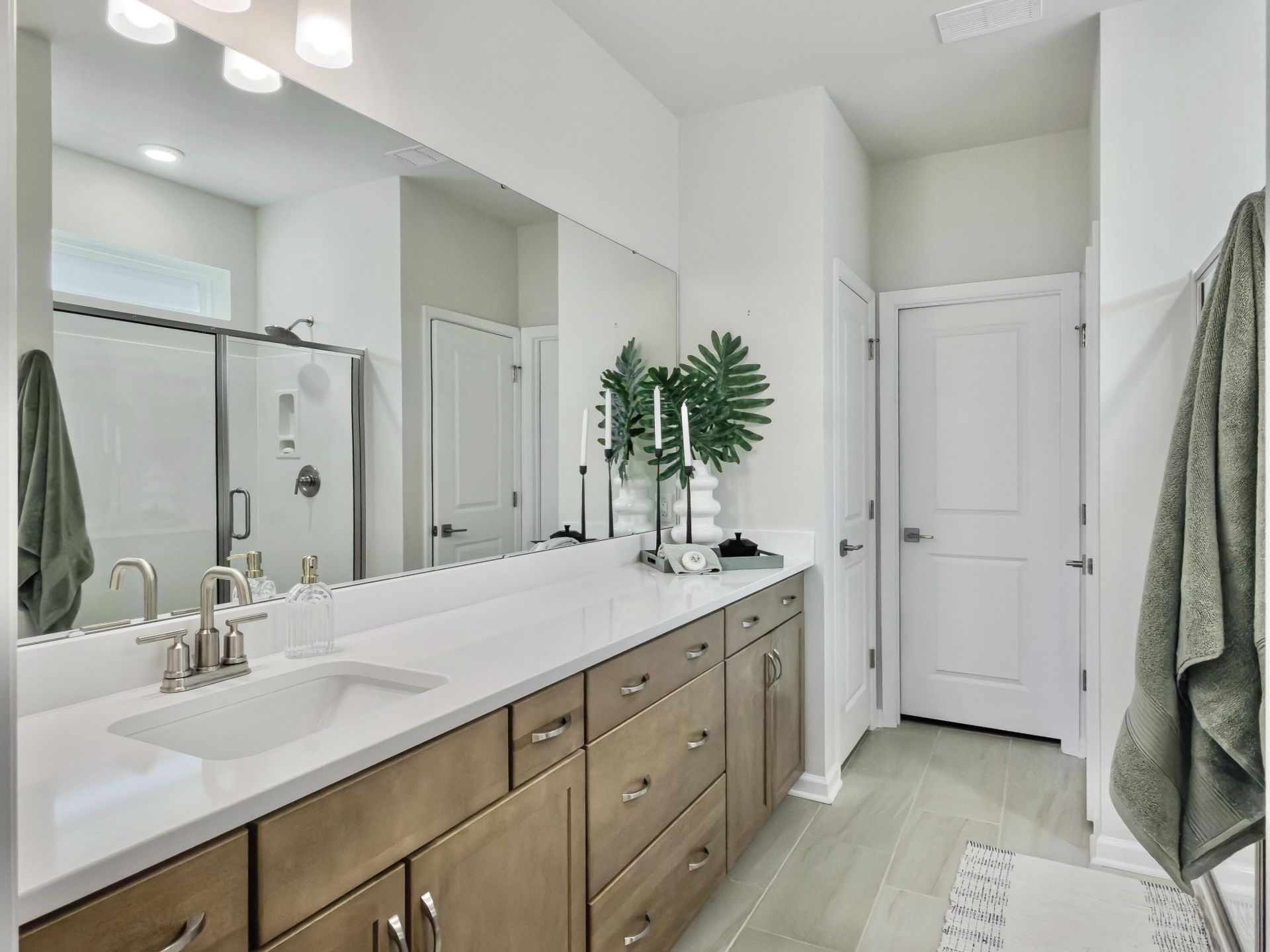 468 White Magnolia Street Photo 42