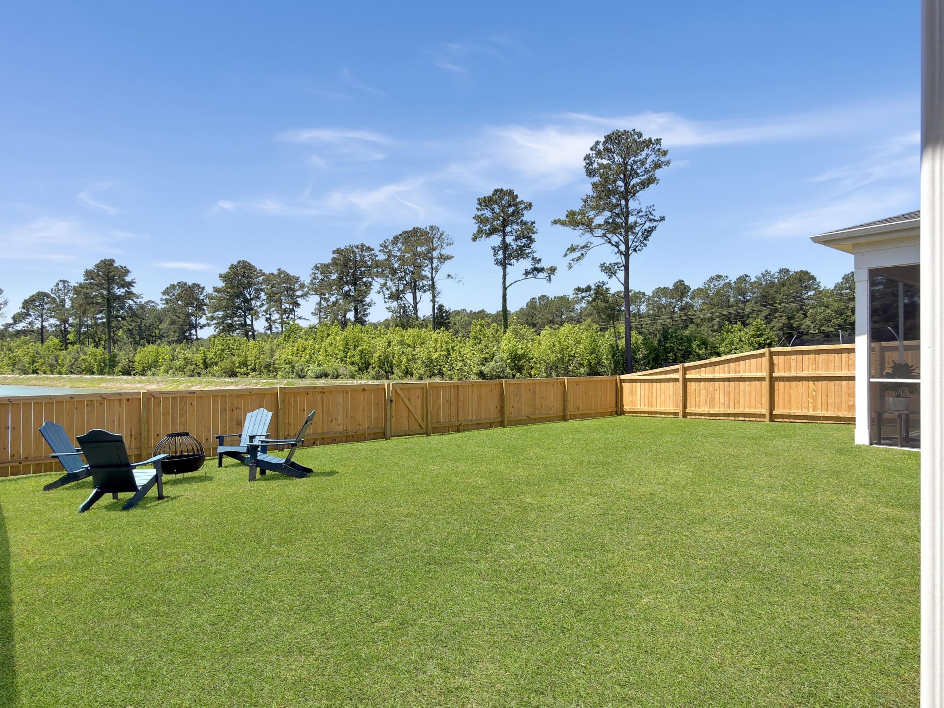 468 White Magnolia Street Photo 60