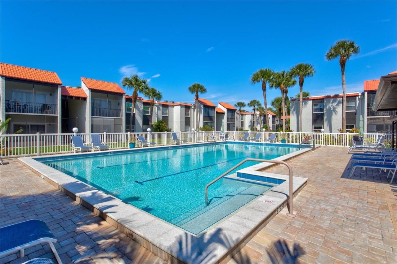 3275 Beneva Road, Unit 104, Sarasota, FL 34232 Photo
