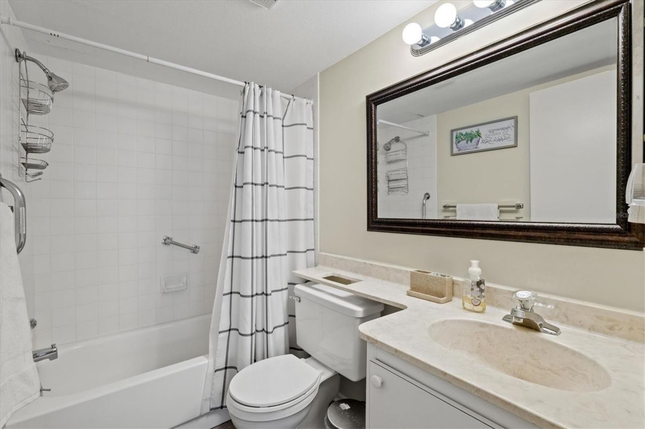3275 Beneva Road, Unit 104, Sarasota, FL 34232 Photo